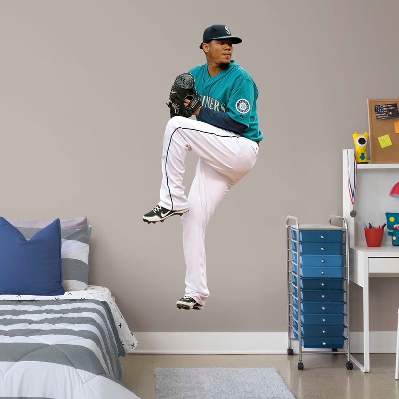Felix Hernandez – RealBig Pitcher Collection – Official MLB – Seattle Mariners – Reusable Vinyl Wall Decals