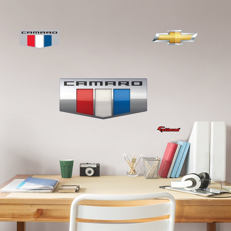 Chevrolet Camaro: RealBig Logo
