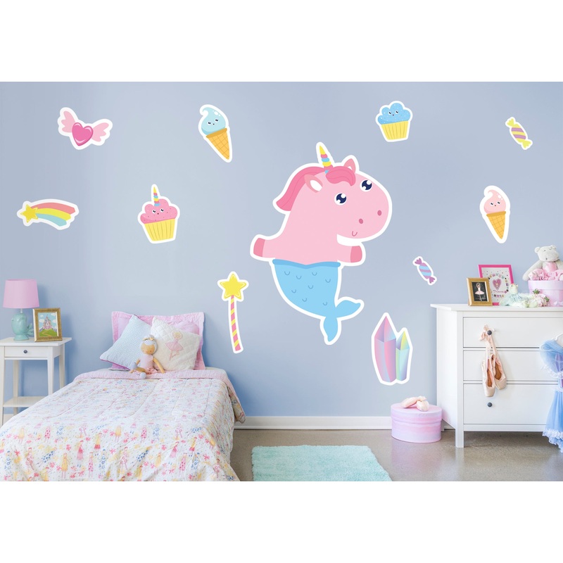 Mythical Creatures Unicorn Vinyl Die-Cut Character            Removable Wall   Adhesive Decal