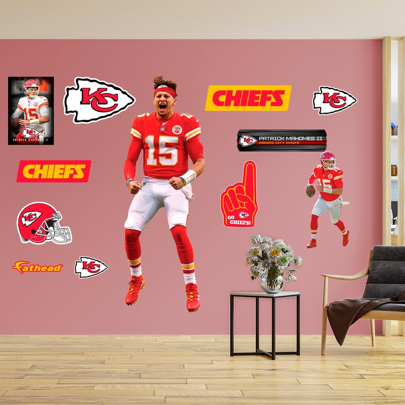 Patrick Mahomes II Celebration – RealBig Collection – Official NFL – Kansas City Chiefs – Reusable Vinyl Wall Decals