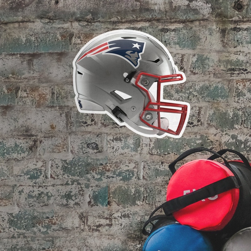New England Patriots – Helmet – Outdoor Wall Decal – Official NFL – Scratch Resistant Alumigraphics Smooth
