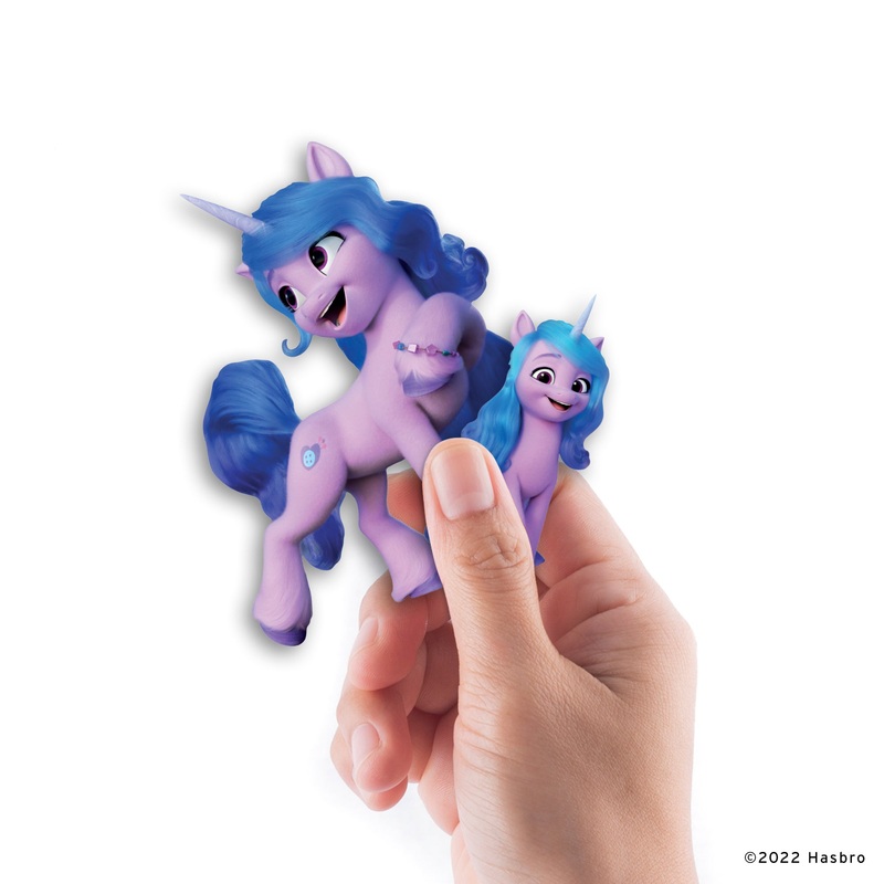 My Little Pony – 5 Character Minis (Mixed Sizes) – Official Hasbro – Izzy – Reusable Vinyl Decals