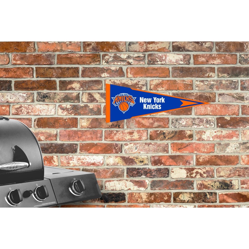 New York Knicks – Pennant – Outdoor Wall Decal – Official NBA – Scratch Resistant Alumigraphics Smooth