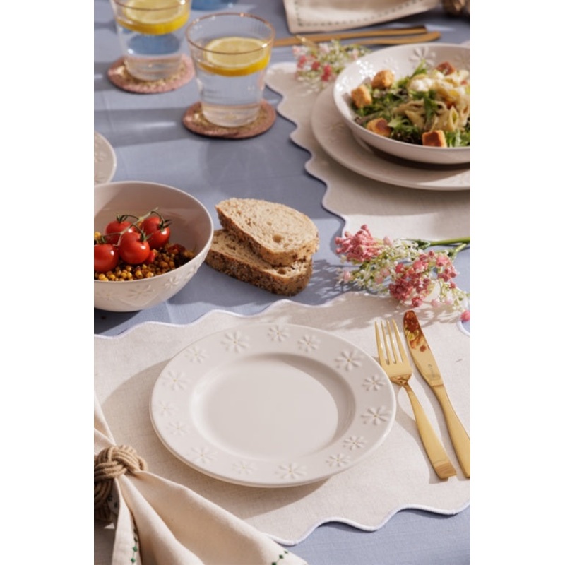 Price & Kensington Daisy Dinner Plate 27cm
